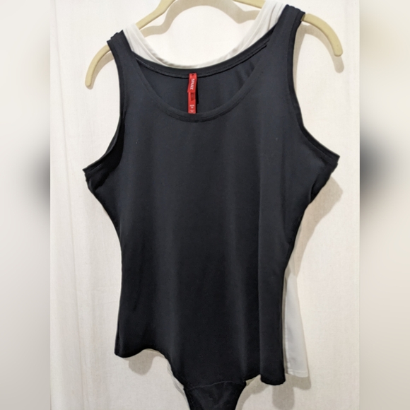 (2)Spanx Suit Yourself Scoop Neck Tank Bodysuit (1-White & 1-Black) - Picture 11 of 14